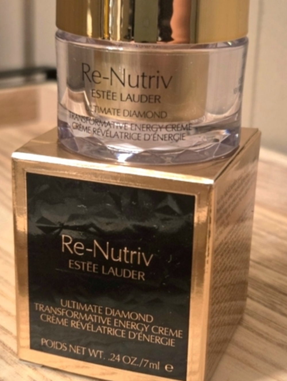 Estee Lauder Re-Nutriv Ultimate Diamond Transformative Energy Crème, 7ml, 0.24oz - Picture 10 of 10
